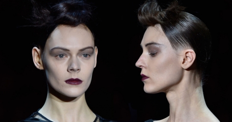 Красота в деталях: образ с показа Marc Jacobs