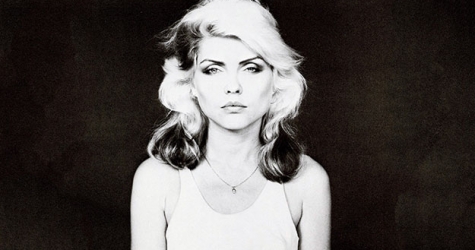 Blondie выпустит альбом-коллаборацию с Чарли ХСХ, TV on the Radio и певицей Sia