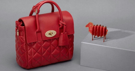 Mulberry и Кара Делевинь создали новую сумку к китайскому Новому году