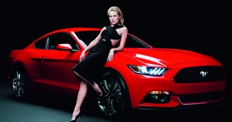 Сиенна Миллер в рекламной кампании Ford Mustang