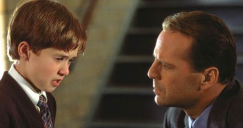 Как поддержать разговор о Шьямалане — режиссере фильма «Сплит»