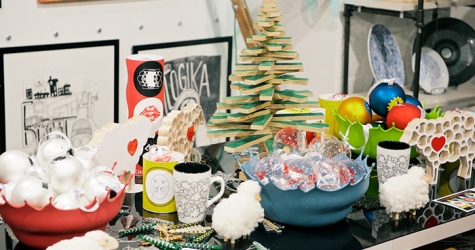 Новогодние игрушки как арт-концепция