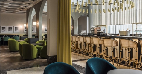 В зале парижского аэропорта открылся мишленовский ресторан