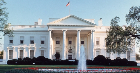 После инаугурации Трампа с сайта Белого дома исчезли разделы об ЛГБТ и глобальном потеплении