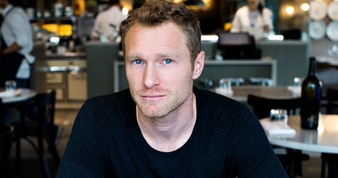 Дмитрий Турсунов: \"И в обезьянку можно вбухать деньги, но в теннис она не заиграет\"