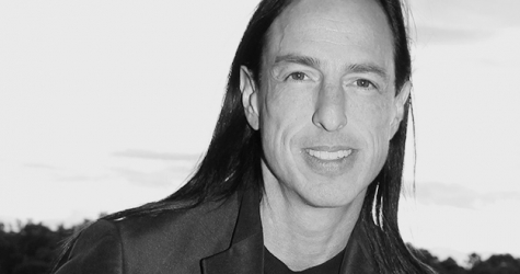 Рик Оуэнс — кудрявый блондин