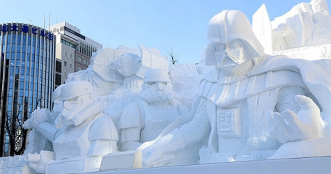 Снежные скульптуры героев \"Звездных войн\" сделаны в Японии