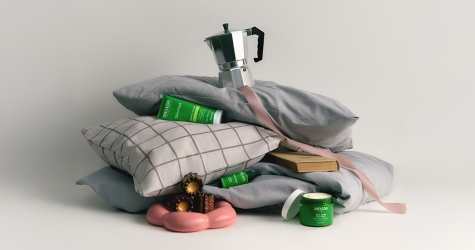 Что положить в косметичку: 8 уходовых средств на все случаи жизни