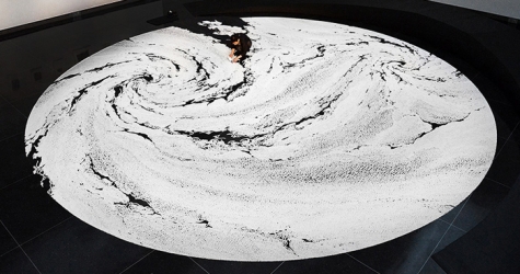 Мотои Ямамото \"сплел\" кружевные узоры из соли