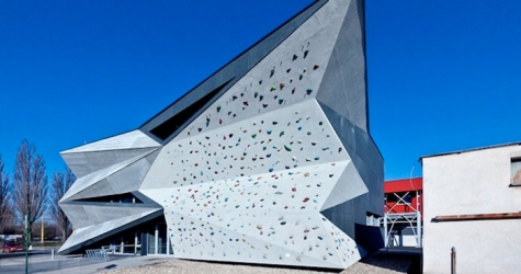 Архитекторы превратили теплообменник в культурный центр