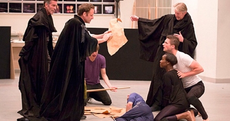 Итан Хоук в бродвейской постановке \"Макбет\": первые кадры