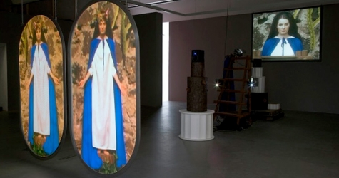 Гид Buro24/7: Выставки октября. Мир