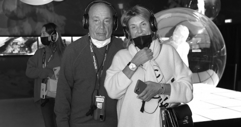 Как прошло открытие выставки «Виктор Цой. Путь героя» в «Манеже»