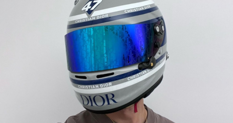 Dior показал шлем, созданный в коллаборации с игрой Gran Turismo 7