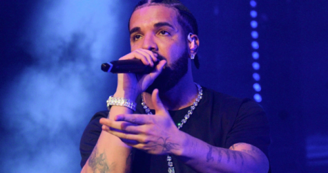 Дрейк анонсировал новый альбом «For All The Dogs»