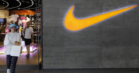 Китай бойкотирует Nike и adidas за отказ от хлопка из Синьцзяна