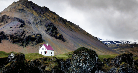 Исландия одной из первых в Европе отменила все антиковидные ограничения