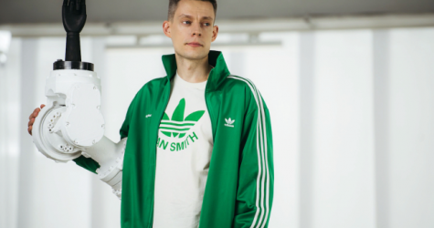 Юрий Дудь, Манижа и Андрей Бахметьев из «Пока все дома» снялись в кампании adidas Originals