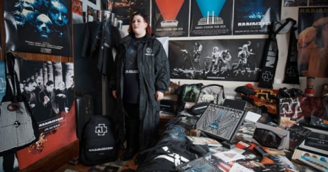 Balenciaga выпустил коллекцию мерча Rammstein