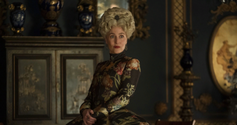 Джиллиан Андерсон поделилась новыми кадрами второго сезона «Великой»