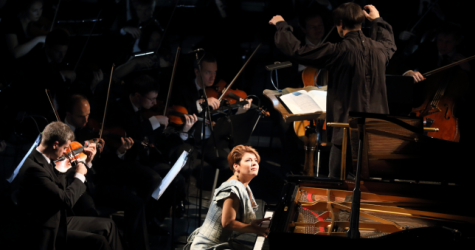 Теодор Курентзис и Полина Осетинская представят в Петербурге и Москве концерт-медитацию