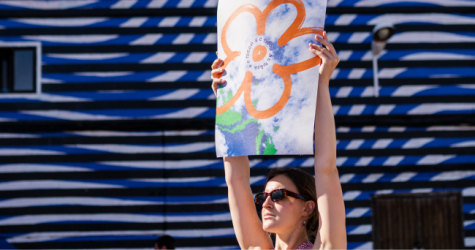 Онлайн-магазин постеров pstr. выпустил благотворительный дроп