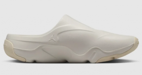 Nike выпустил резиновые сабо Jordan Roam