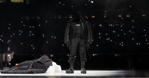 Канье Уэст планирует открыть розничные магазины Yeezy