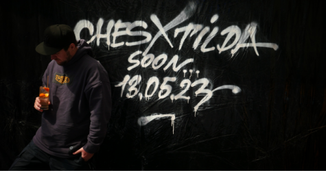 Ресторан Tilda food & bar запустил коллаборацию с художником Евгением Ches