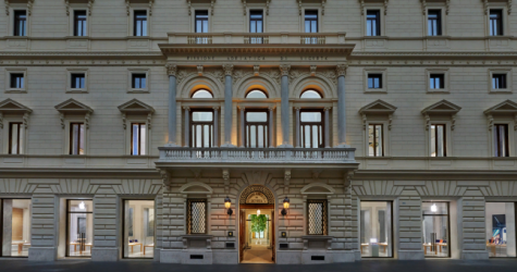 Компания Foster + Partners превратила палаццо в Риме в магазин Apple