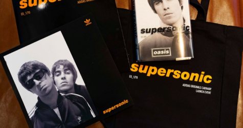 Издательский дом Headline выпустил книгу, посвященную группе Oasis