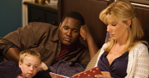 Герой фильма «Невидимая сторона» подал в суд на приемных родителей