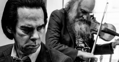 Ник Кейв станет автором саундтрека к телевизионной адаптации «Смерти Банни Манро»