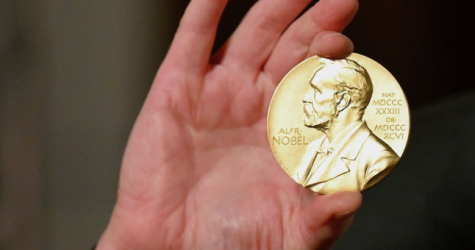 Нобелевскую премию по литературе получила француженка Анни Эрно