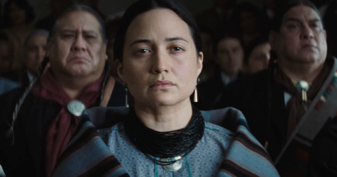 Лили Гладстоун из «Убийц цветочной луны» сыграет в фильме по роману Ёко Огавы