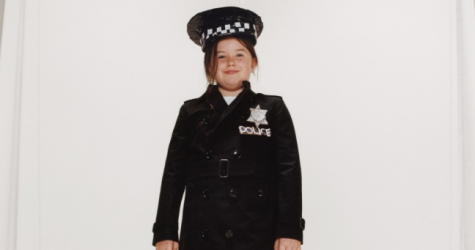 Burberry поддержит программы обучения детей грамотности