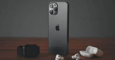 Apple не будет продавать в России iPhone SE и другие новые устройства