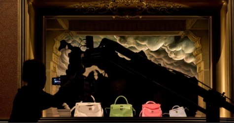 Hermès изобразит сказку о Пегасе в своей интерпретации