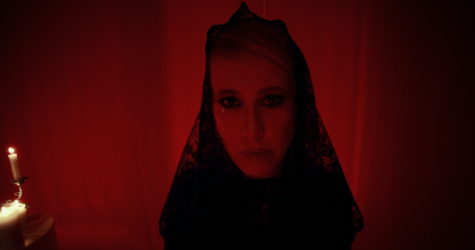 Lamoda покажет фильм-исследование о моде с Ксенией Собчак и Машей Миногаровой