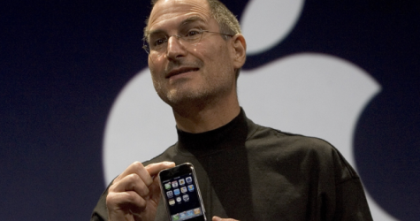 iPhone первого поколения продали на аукционе за 190 тысяч долларов