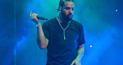 Дрейк приобрел перстень Тупака Шакура за 1 миллион долларов