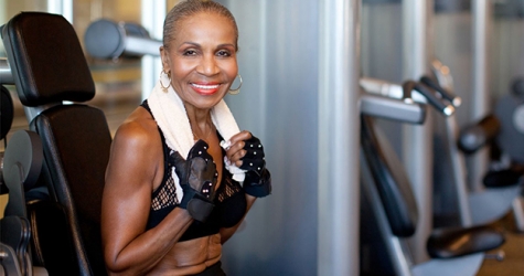 80-летняя американка стала иконой бодибилдинга