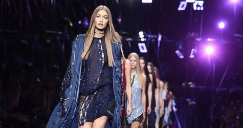 Миланская неделя моды: Versace, весна-лето 2017