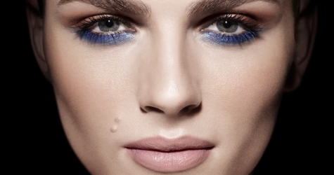 Make Up For Ever выпустил рекламную кампанию с Андреа Пежич