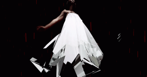 Лучшие творения Александра МакКуина в одном видео