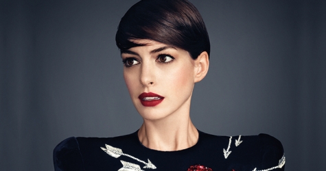 Энн Хэтэуэй на обложке Harper’s Bazaar Россия