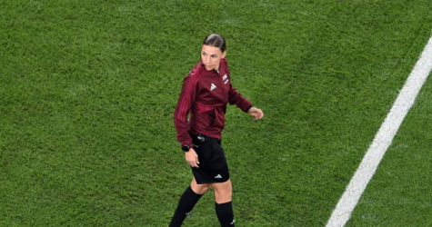 Женщина впервые станет арбитром матча чемпионата мира по футболу