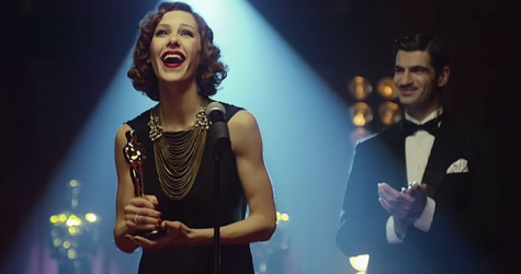 Ирина Горбачева и Амбарцум Кабанян в клипе группы \"Звери\"