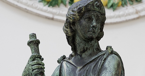 Музей V&A купил скульптуры XVI века