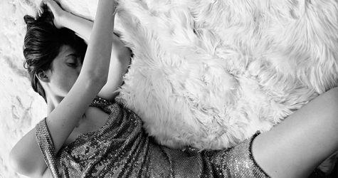 Хелена Северин в объективе Эди Слимана для новой рекламной кампании Saint Laurent